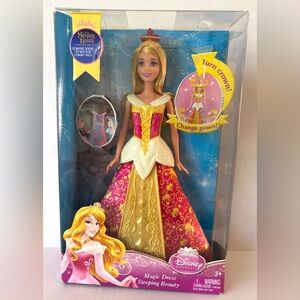 Disney Sleeping Beauty magic dress Doll turn the crown change the gown